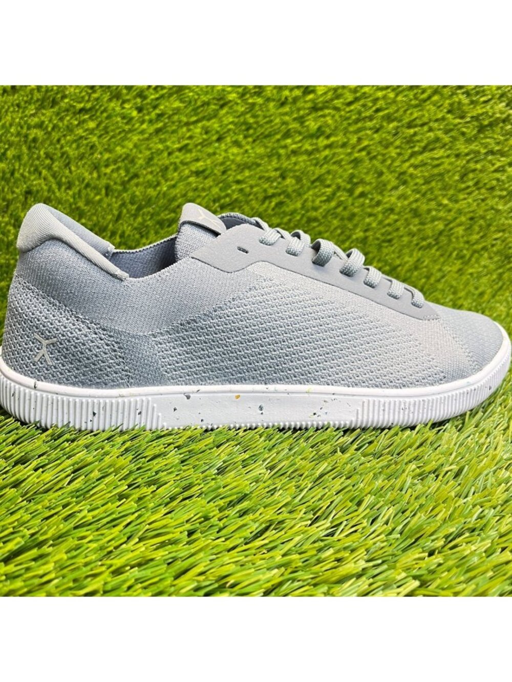 Flux Footwear Adapt Trainer Gray White Mens Size 9 Athletic Knit Shoes Sneakers